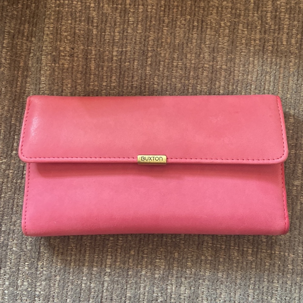 Buxton pink leather wallet